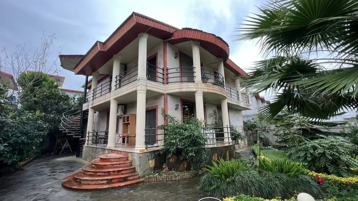 سه خوابه دنج امیرآباد - درب ورودی