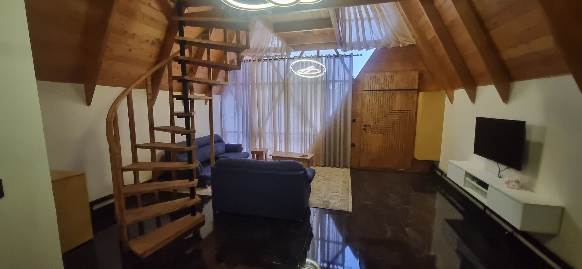 کلبه یک خوابه سوئیسی پرهام