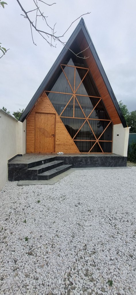 کلبه یک خوابه سوئیسی پرهام