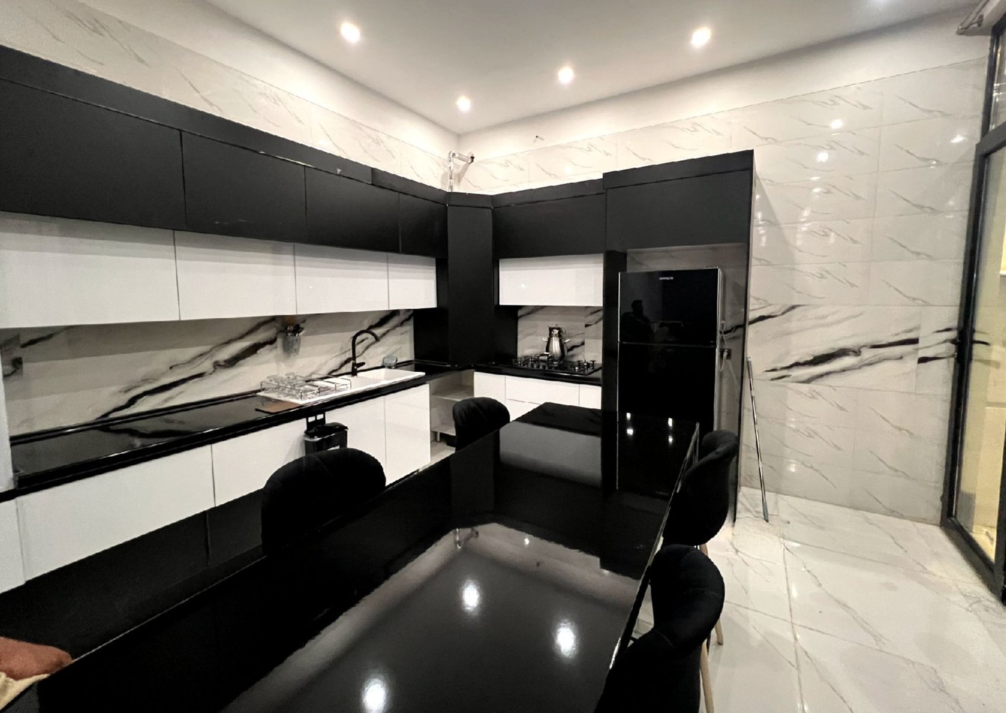 سه خوابه استخردار نخل