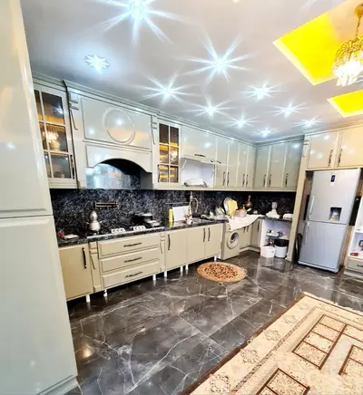 ویلا چهارخوابه عمارت لاین