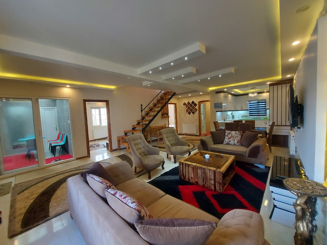 سه خوابه استخردار آبگرم امیرخان