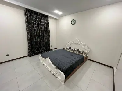 ویلا دوخوابه - استخردار باغ بیات 2