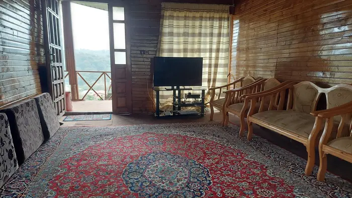 کلبه یک خوابه جنگلی بزچفت