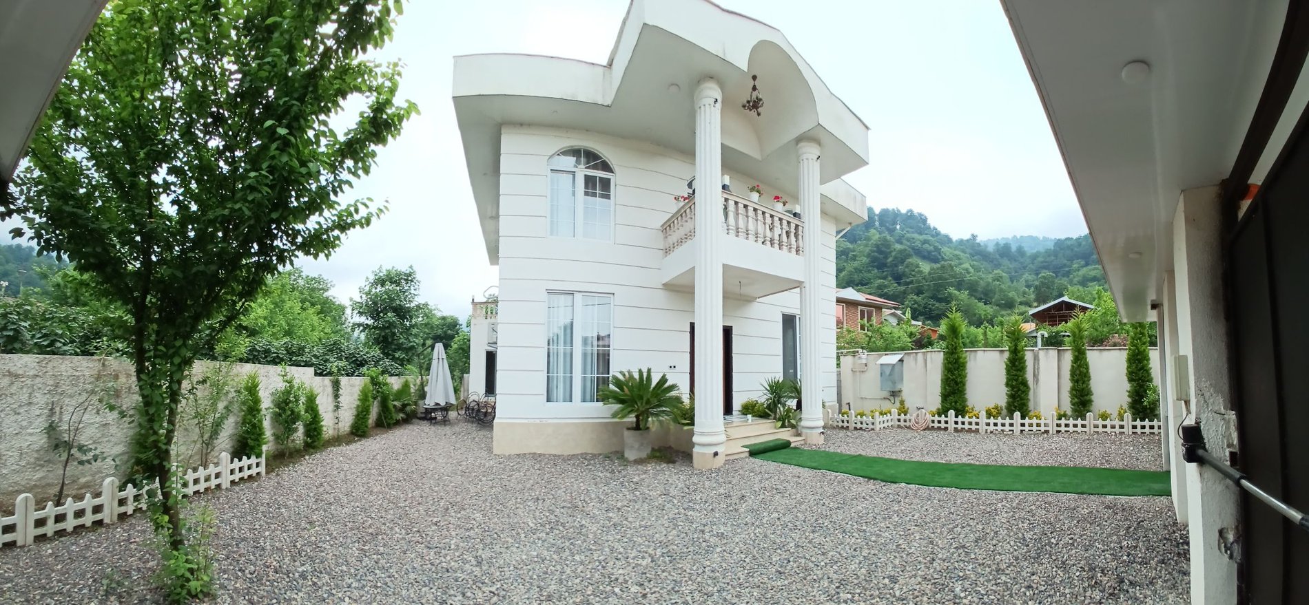 ویلا سه خوابه جنگلی استخردار آبگرم  دامون