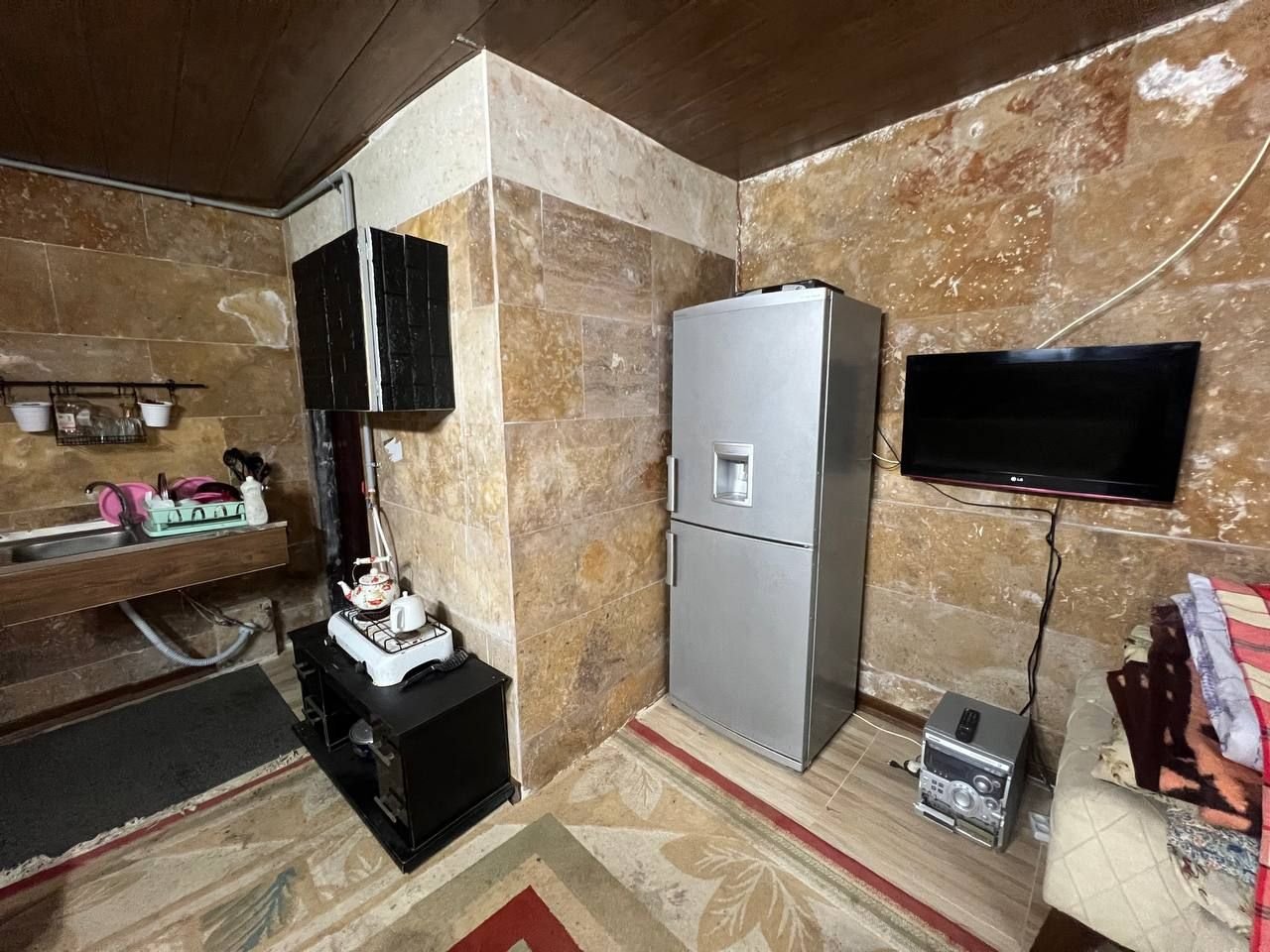 فلت علینژاد