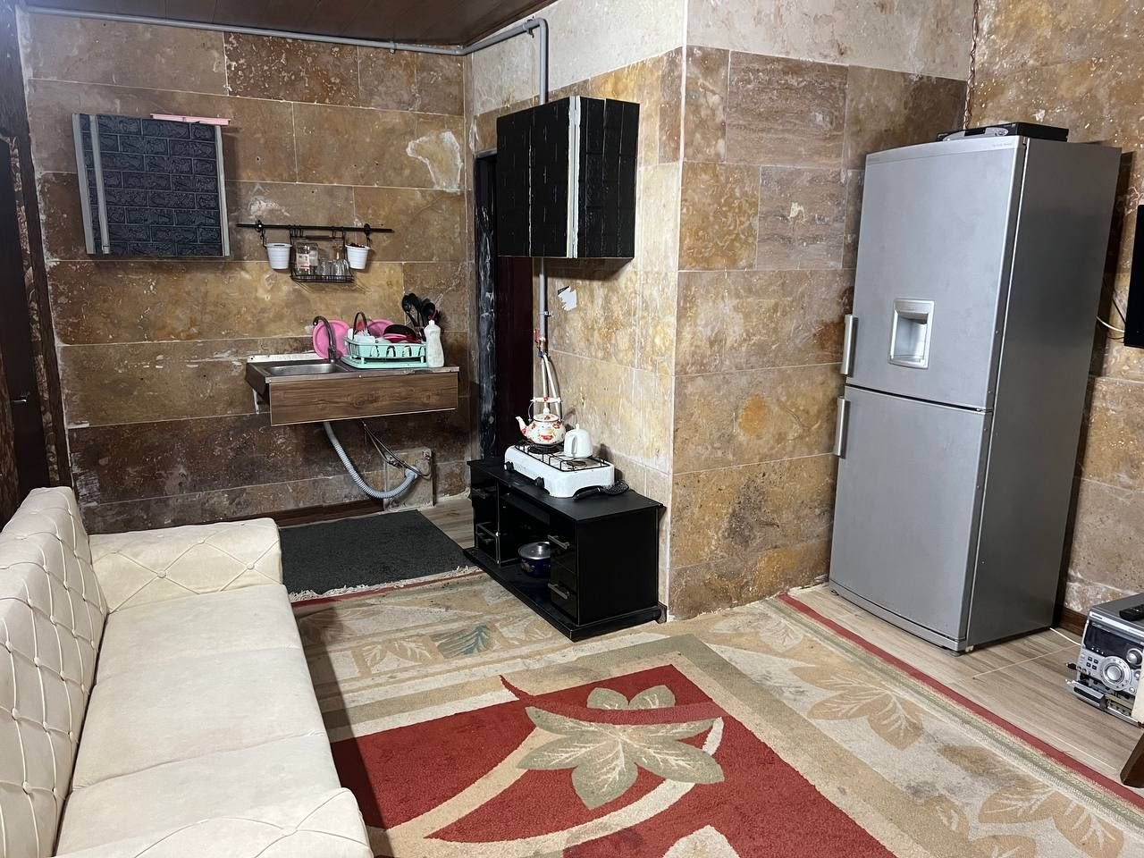 فلت علینژاد