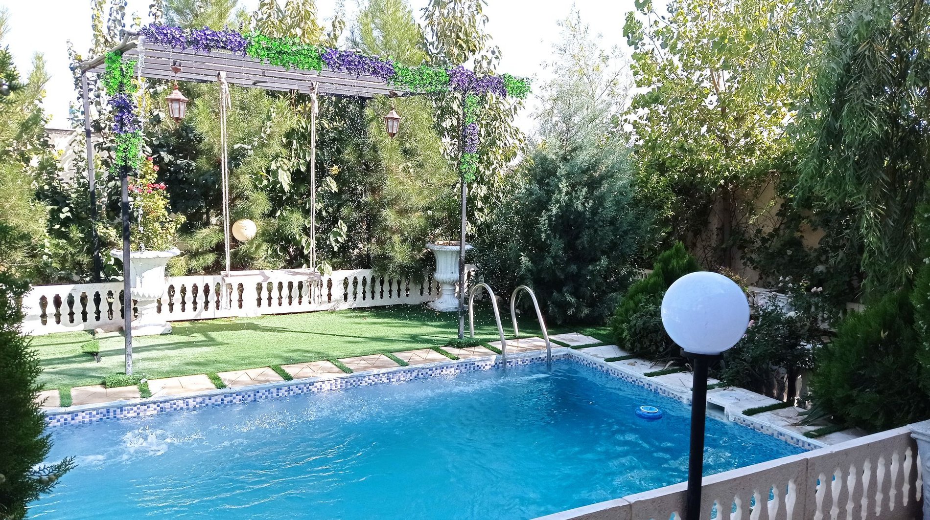 ویلا یک خوابه استخردار ازنق