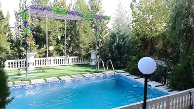 ویلا یک خوابه استخردار ازنق