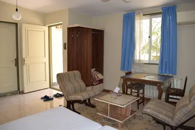 سوئیت فلت پروانه