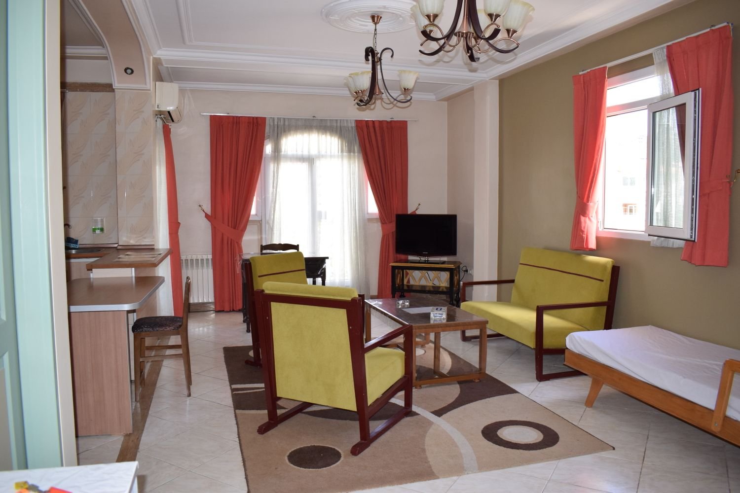 آپارتمان یک خوابه پروانه واحد ۲۳