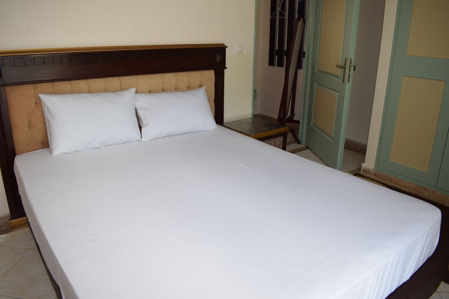 آپارتمان یک خوابه پروانه واحد ۲۳