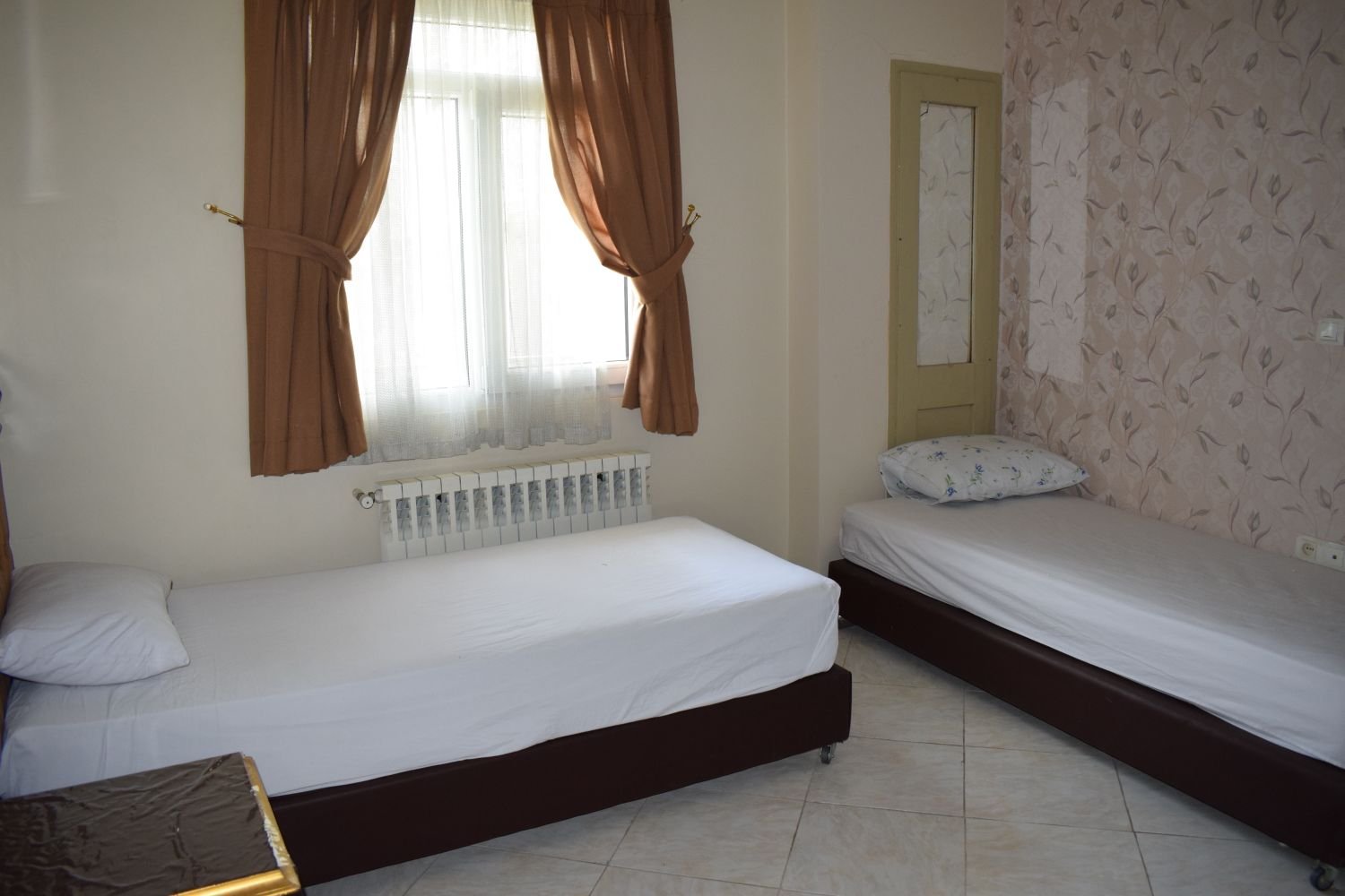 آپارتمان دوخوابه پروانه - واحد ۲۴