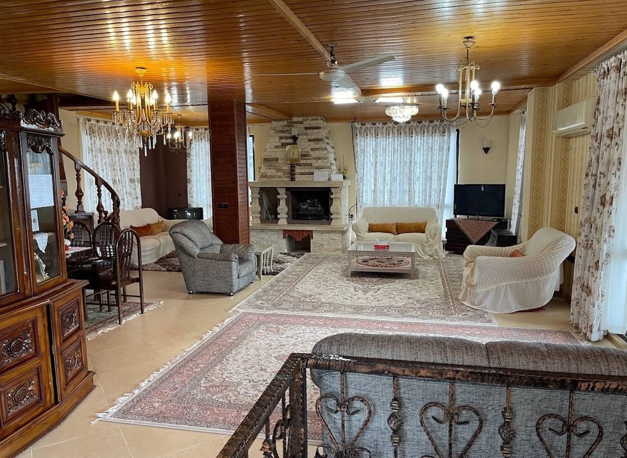 ویلا سه خوابه جنگلی نگین سبز