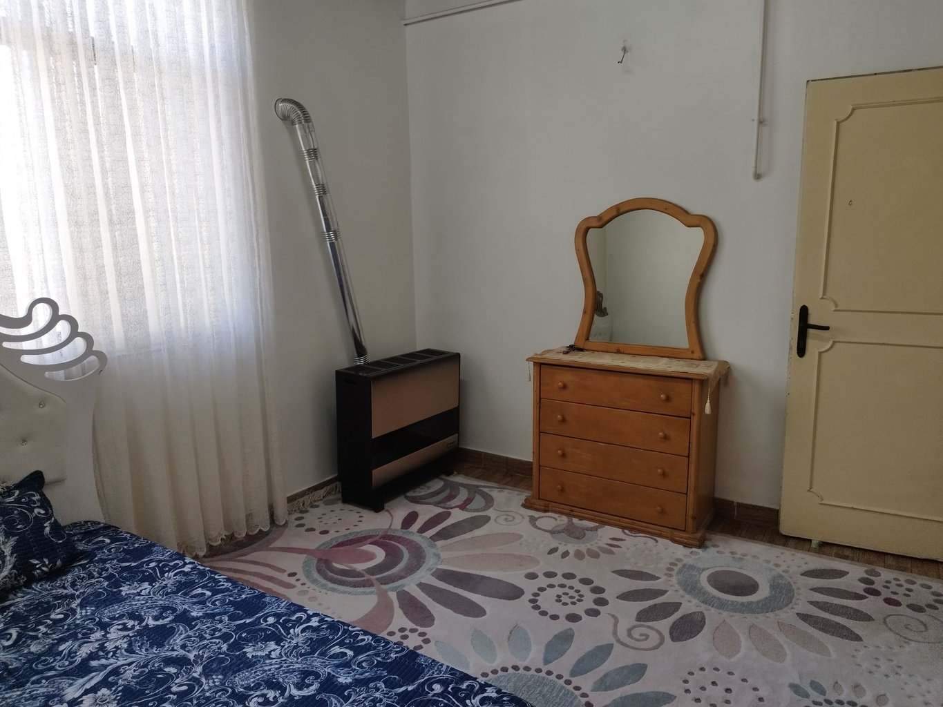 سوئیت دوخوابه رجائی ۳