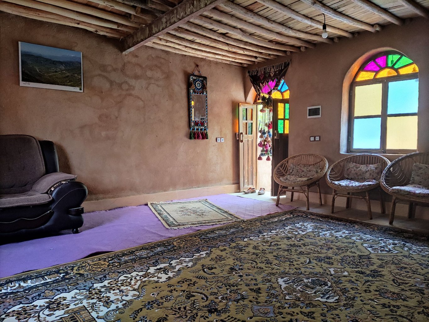 دل‌آرام عباسیان - واحد ۱