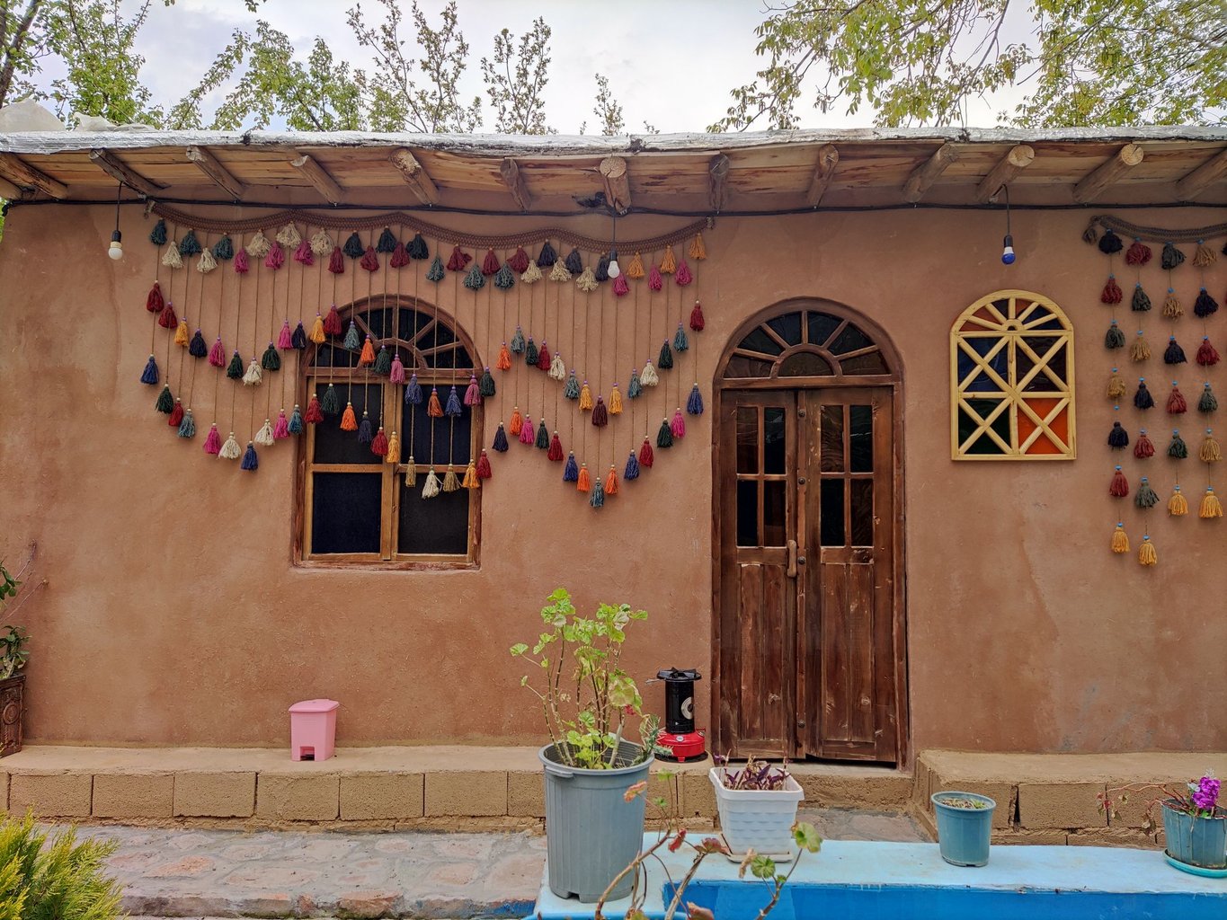 بوم گردی دل‌آرام عباسیان - واحد ۴