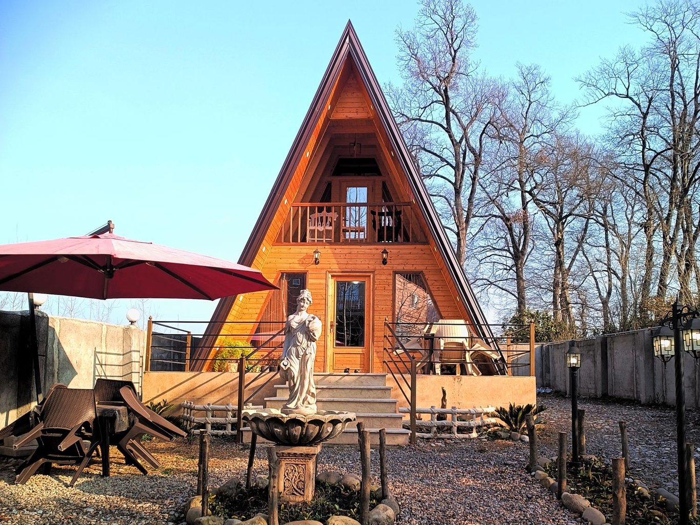 کلبه یک خوابه سوئیسی جکوزی دار هیرکانی