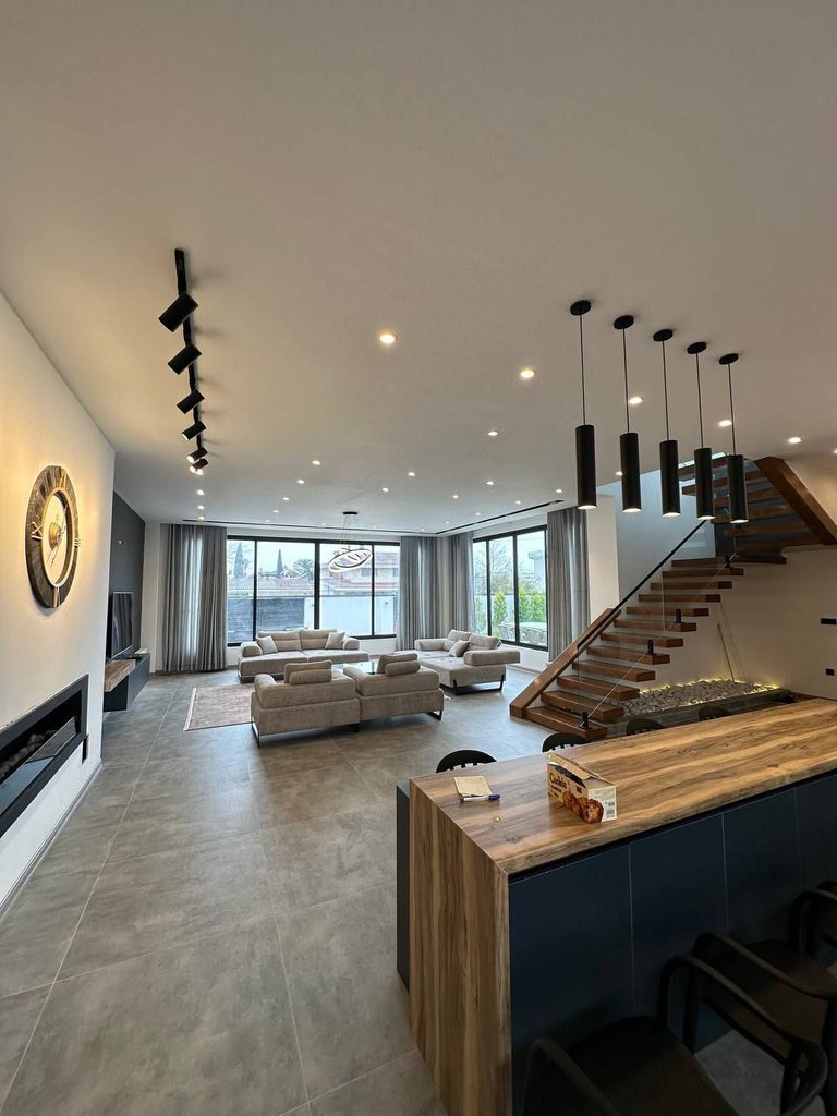 ویلا چهارخوابه استخردار آبگرم سپندا شمالی