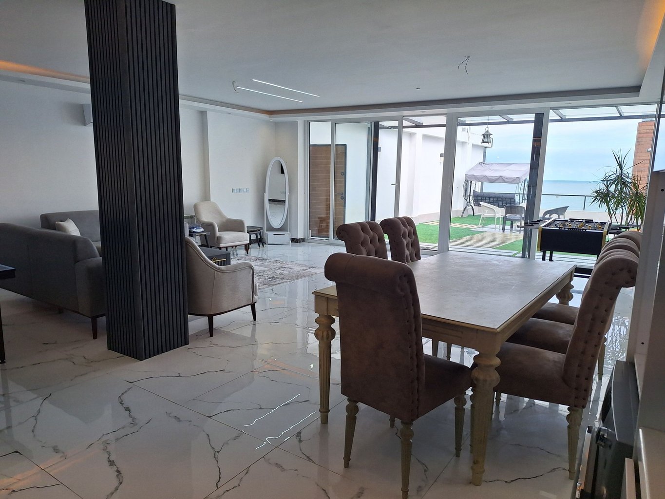 ویلا دوخوابه پنت هاوس ساحلی باتیس ۲