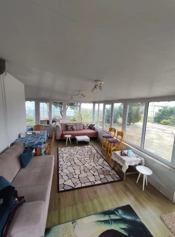 کلبه یک خوابه مریم و بهزاد