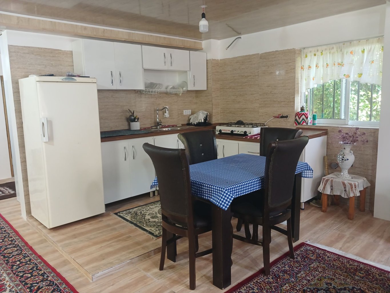 سه خوابه افرا قاسمی