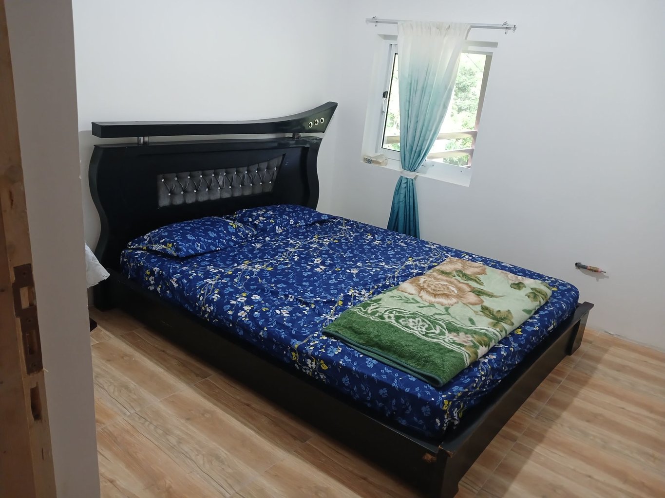 سه خوابه افرا قاسمی