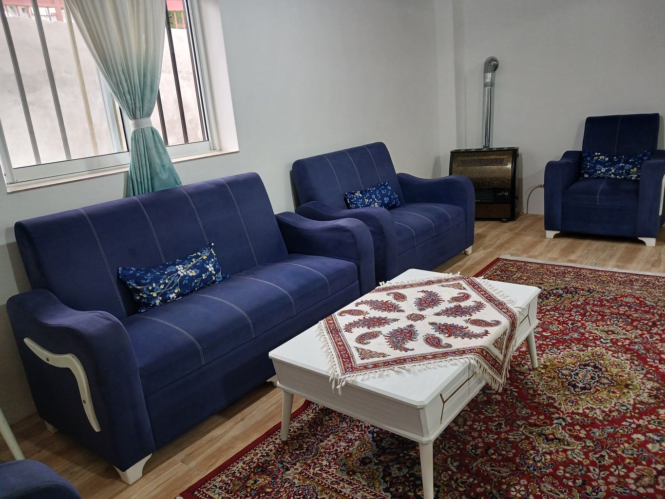 سه خوابه افرا قاسمی