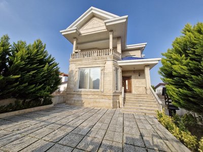 ویلا سه خوابه دوبلکس استخردار آبگرم ارکیده روزبان