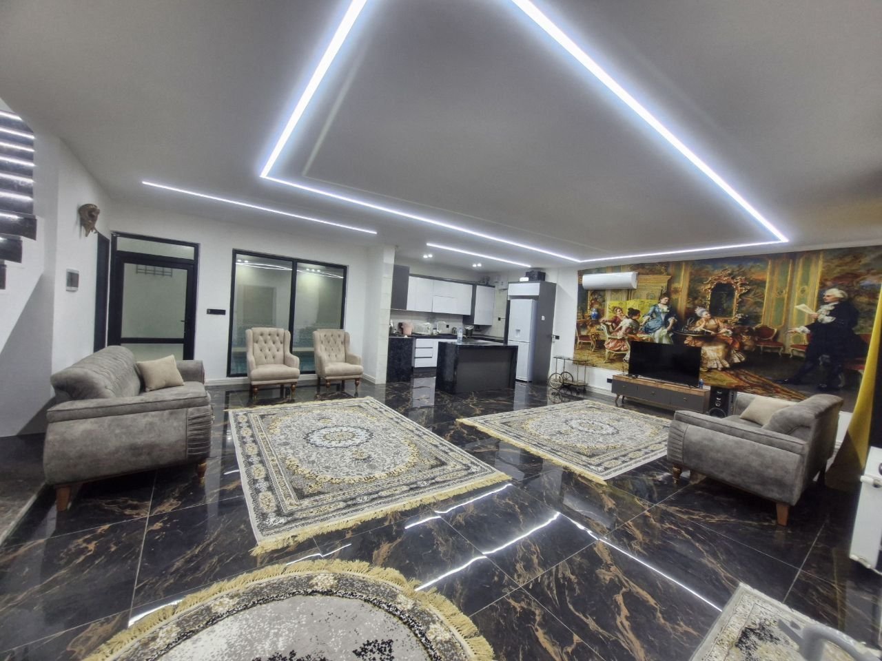 ویلا چهارخوابه تریپلکس استخردار ارکیده