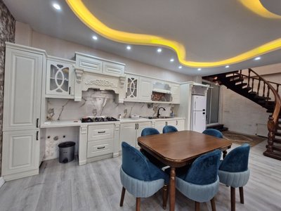 ویلا سه خوابه دوبلکس استخردار آبگرم ارکیده روزبان