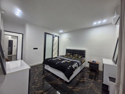 ویلا چهارخوابه تریپلکس استخردار ارکیده