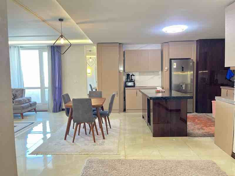 دوخوابه دهکده ساحلی 7 - انتخاب عنوان تصویر