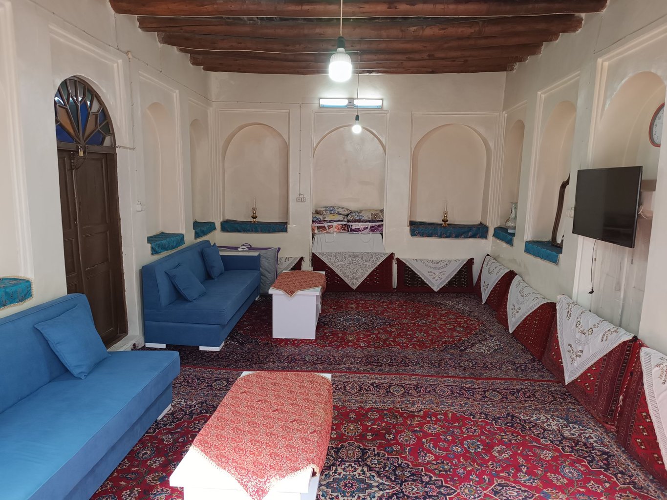اقامتگاه سنتی دمواژه - واحد سه دری