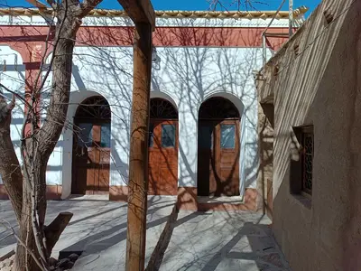 اقامتگاه سنتی دمواژه - واحد سه دری