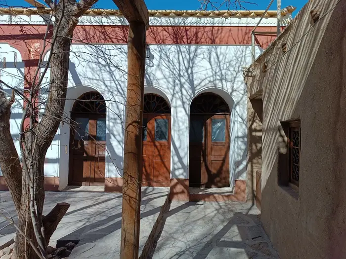 اقامتگاه سنتی دمواژه - واحد سه دری