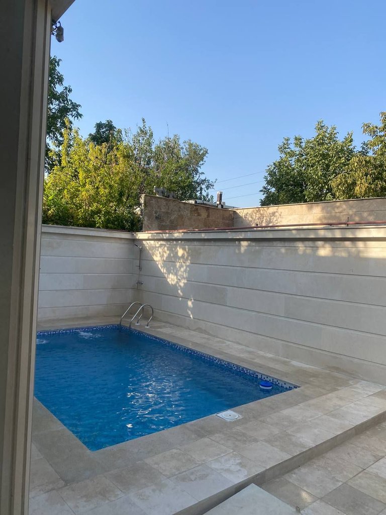 ویلا ویلا  ۵۰۰ متر شهریار