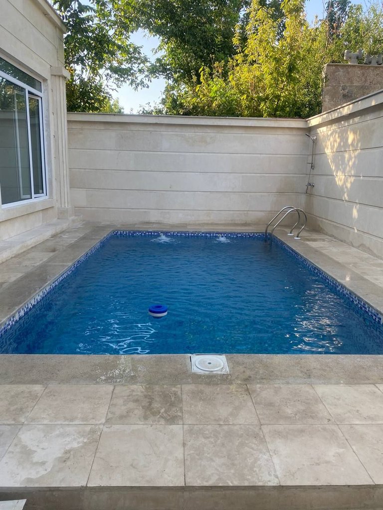 ویلا ویلا  ۵۰۰ متر شهریار