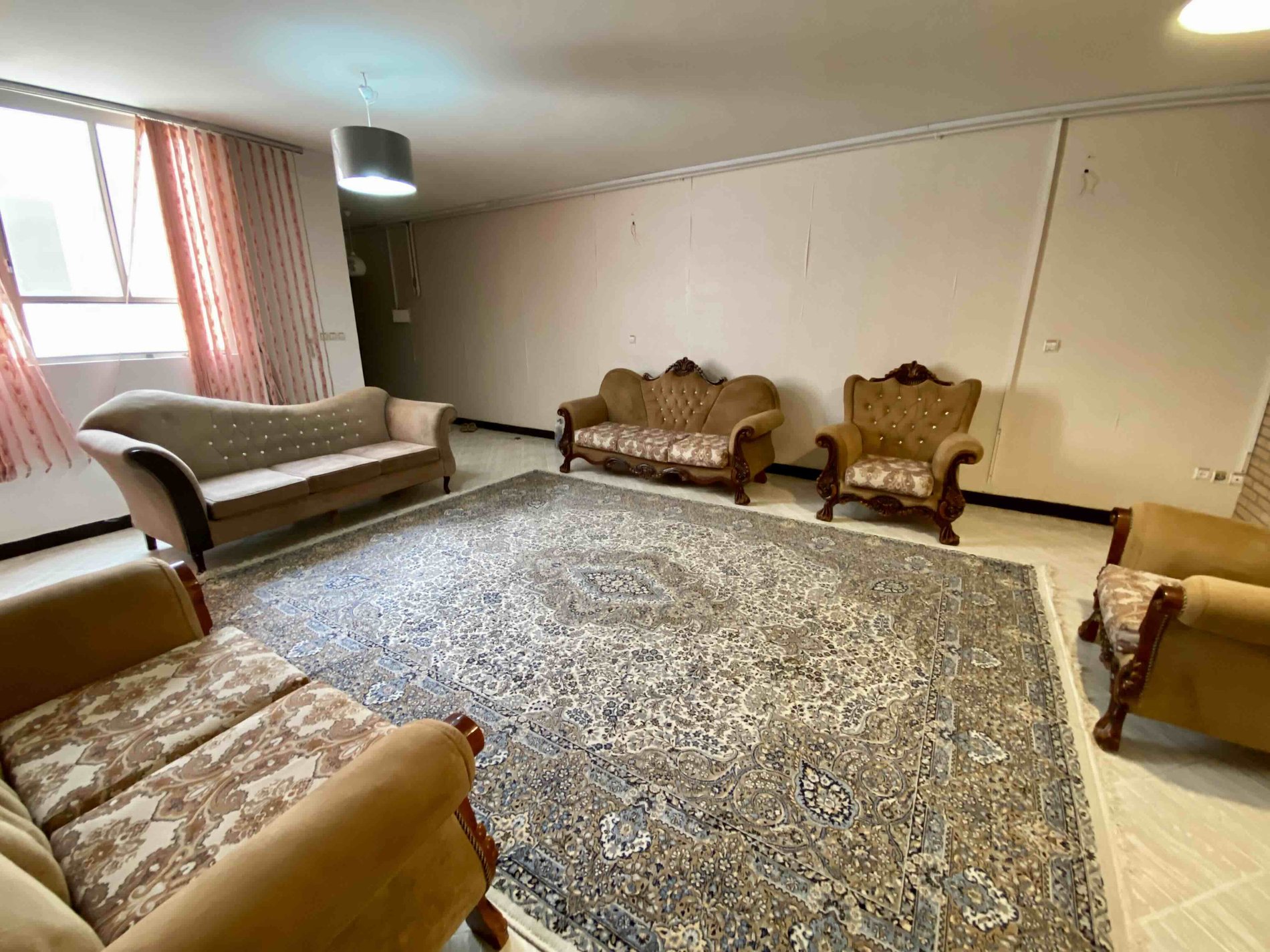 یک خوابه هورام