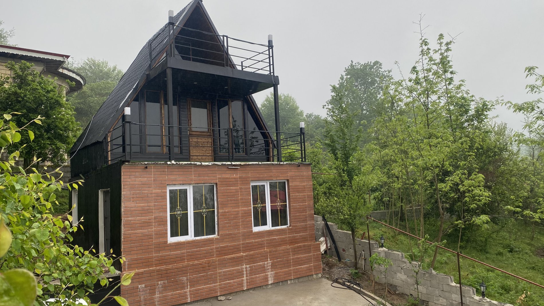 کلبه یک خوابه سوئيسي تریبلکس تراس ابدي