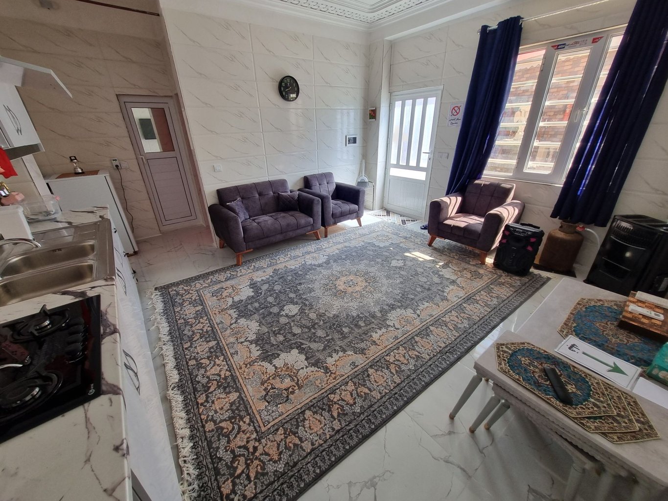 یک خوابه باران - واحد ۱