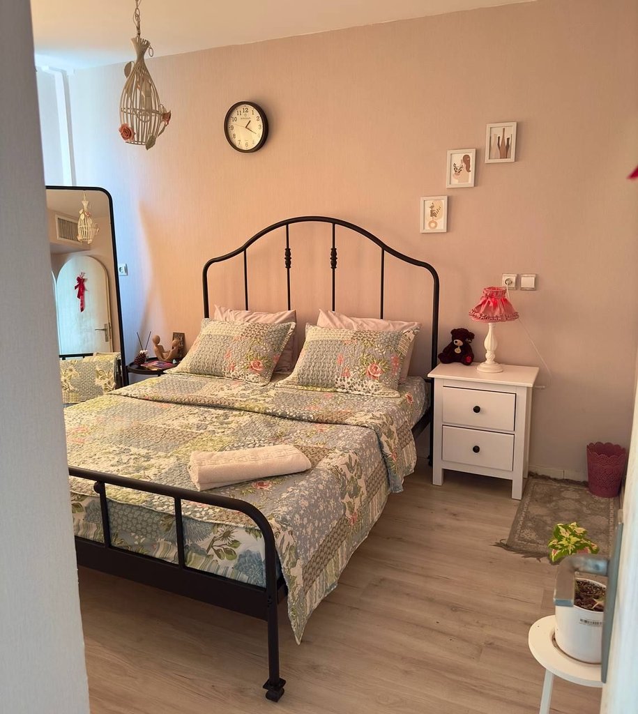 آپارتمان دوخوابه عزیزی 3