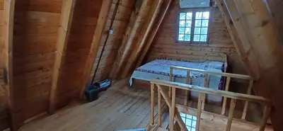 کلبه یک خوابه چوبی رز