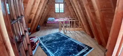 کلبه یک خوابه چوبی رز