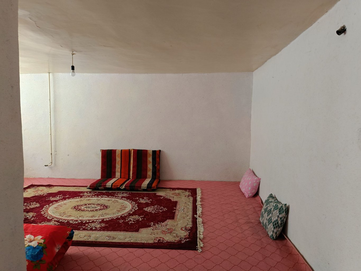 یک خوابه سرای ماندگار