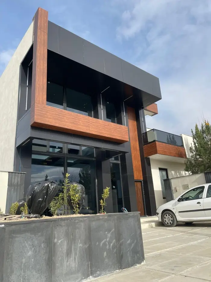 ویلا چهارخوابه استخردار آبگرم کازانوا - نما