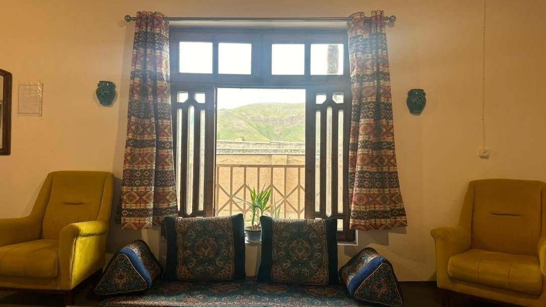 کلبه یک خوابه ماه سو - نشیمن سنتی