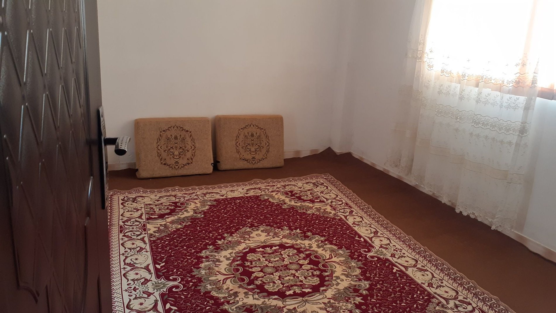 ویلا یک خوابه روستایی تنها