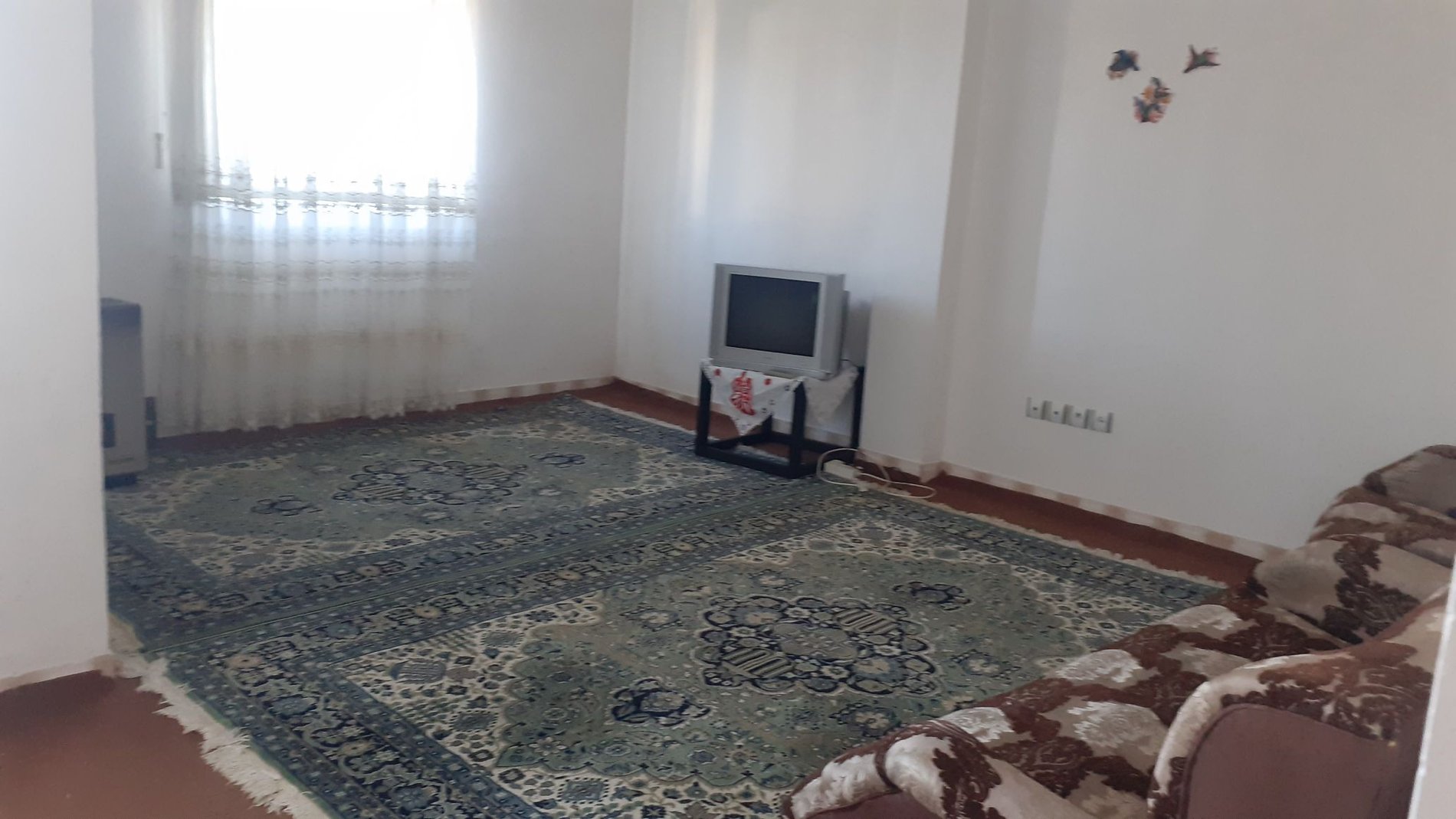 ویلا یک خوابه روستایی تنها