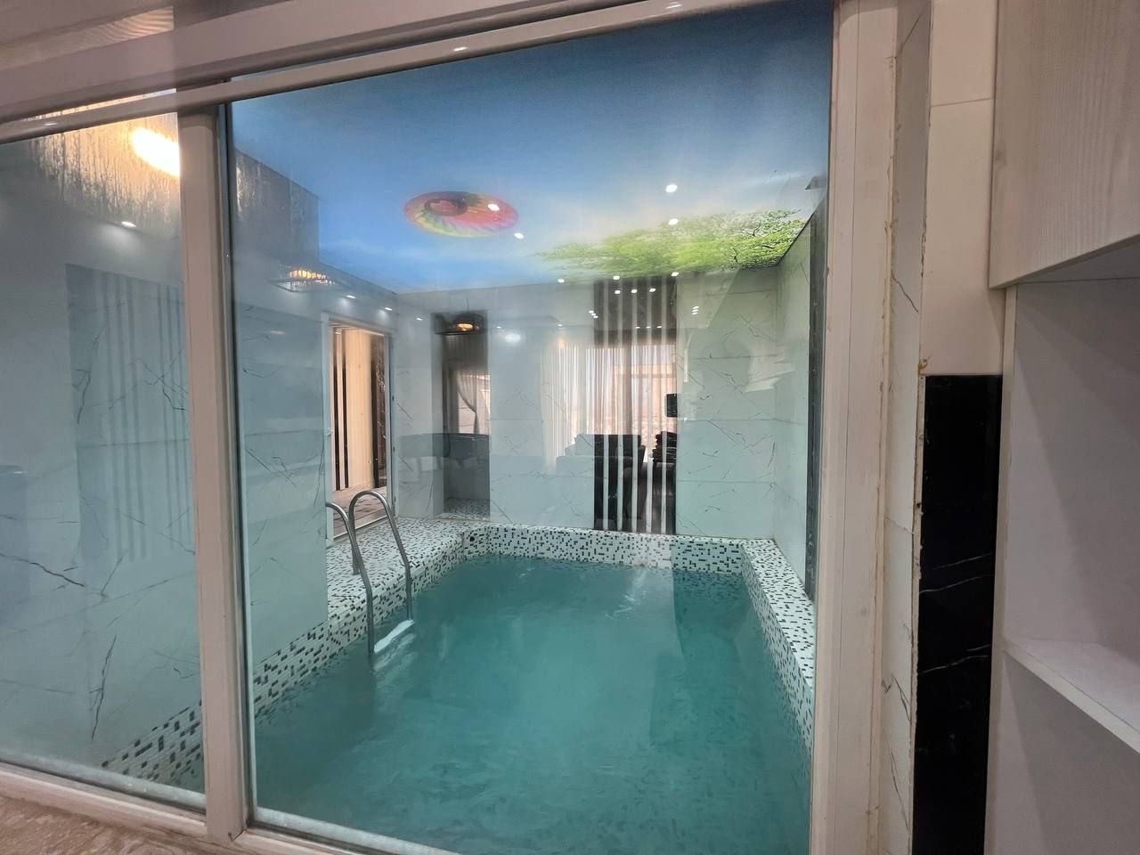 ویلا یک خوابه استخردار آبگرم شاندیز 1